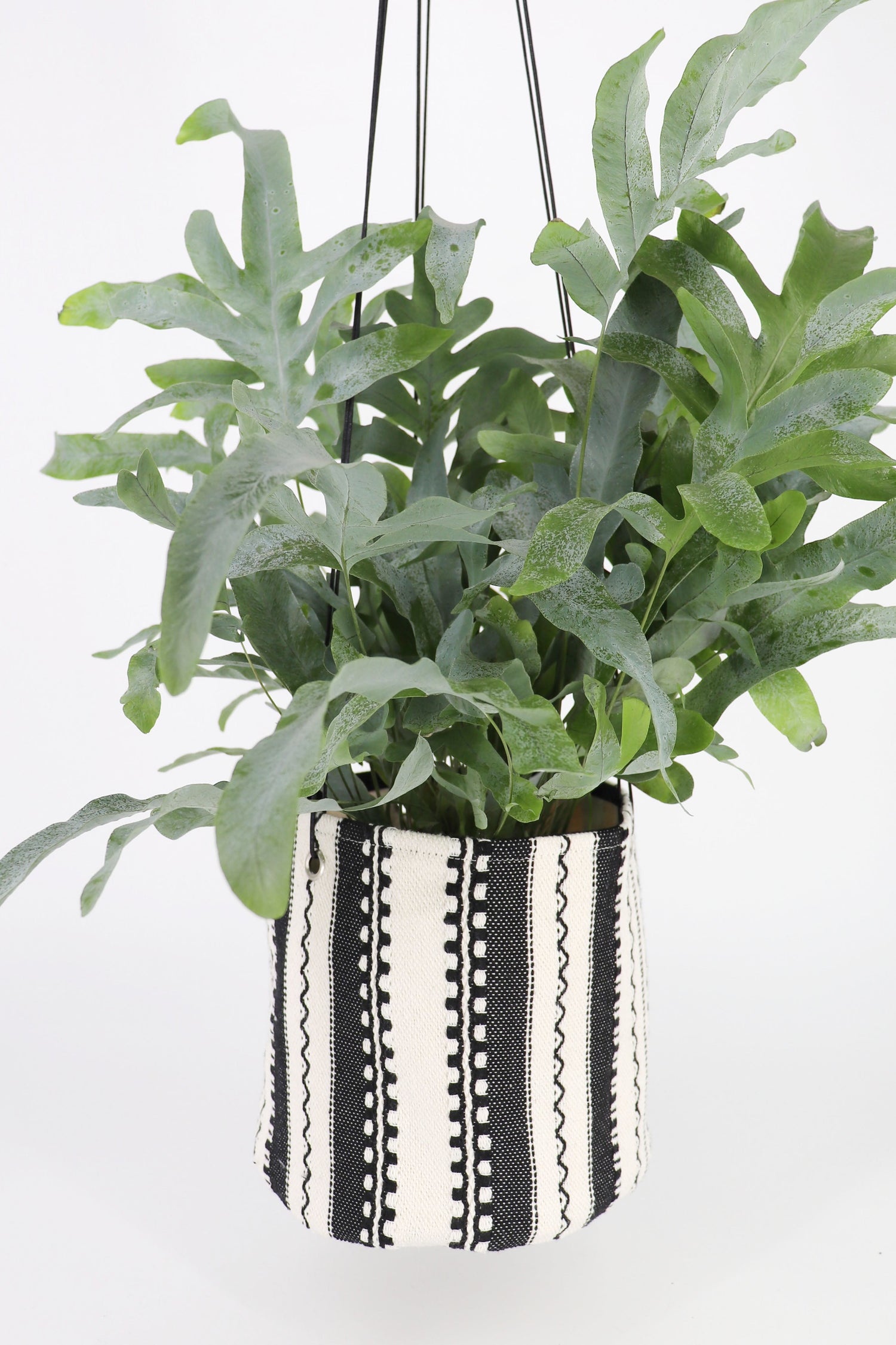 Black and white Alpujarra Hanging Planter-4